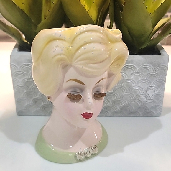 Lady Head Vase Vintage Velco 10758 Japan - Picture 2 of 10